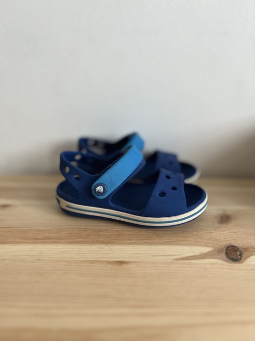 Сандалии Crocs C8