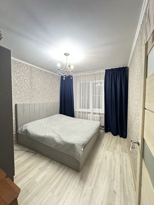 Кровать спальная
