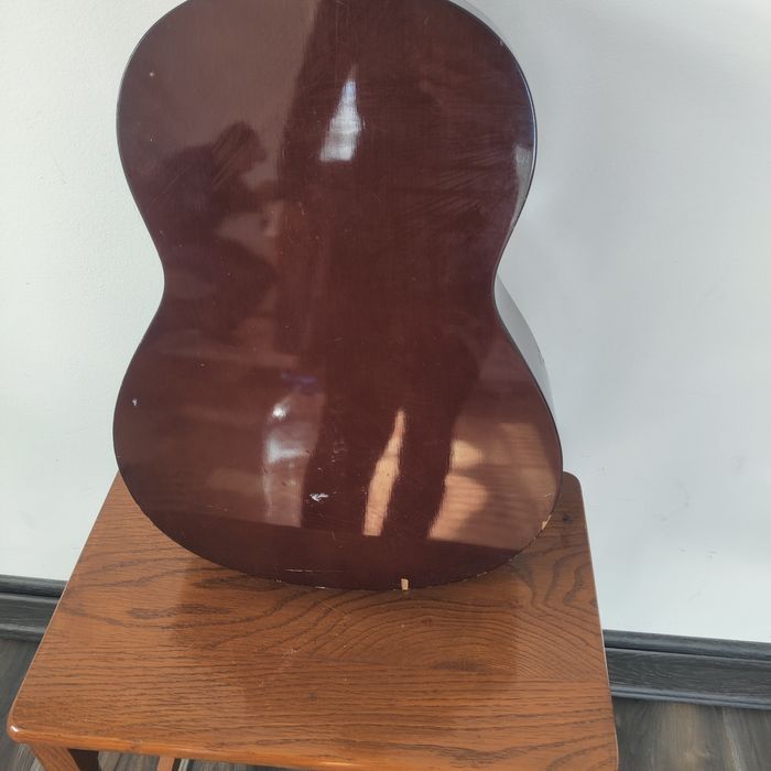 YS _1.   Ямаха  китара