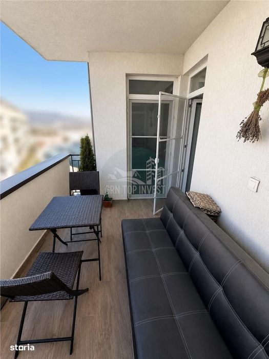 Apartament decomandat 2 camere cu balcon zona Henri Coanda