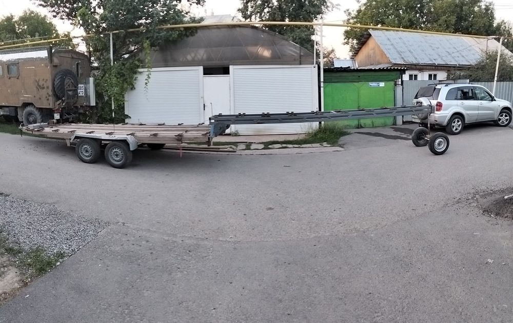 прицеп пчеловодный на 27 ульевев Питенко