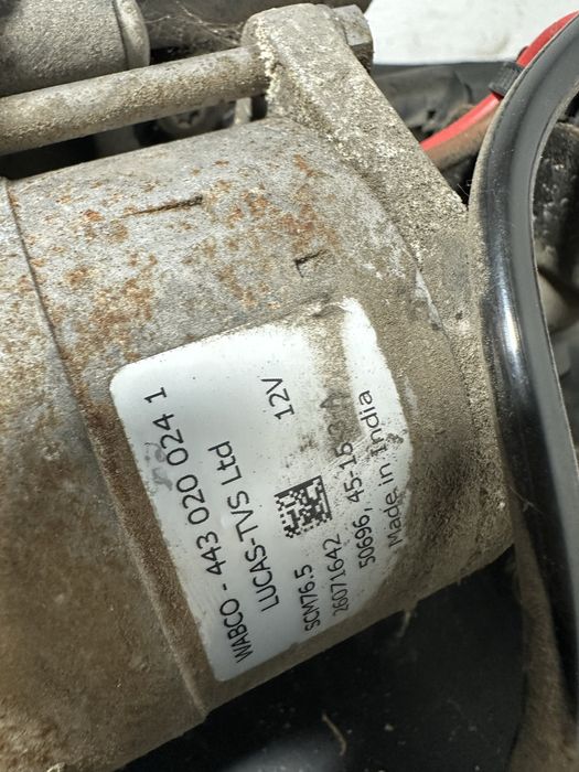 Compresor Perne aer  BMW seria 7 F01 F02 |6875176 730d 740d