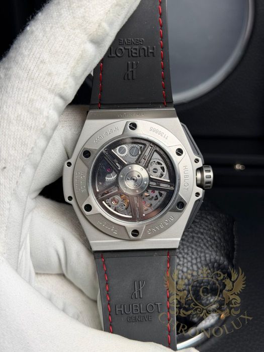 Часовник Big Bang Ferrari Carbon Limited Edition