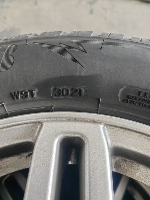 Зимни гуми 225/55R16 99V Bridgestone blizzak lm005 drive guard (Рънфла