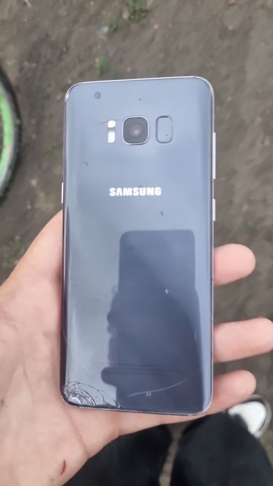 Продам самсунг с8
