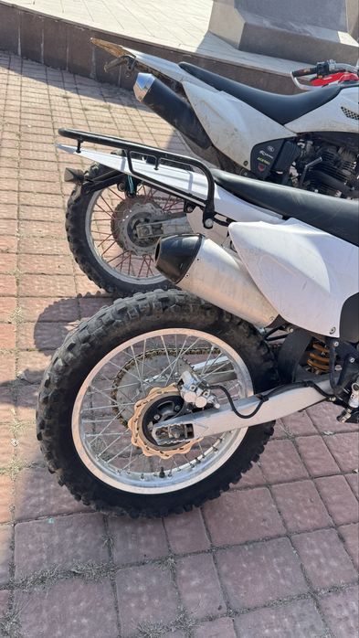 Продам эндуро 06 250куб