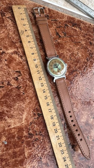 Руски механичен часовник Победа 90 години