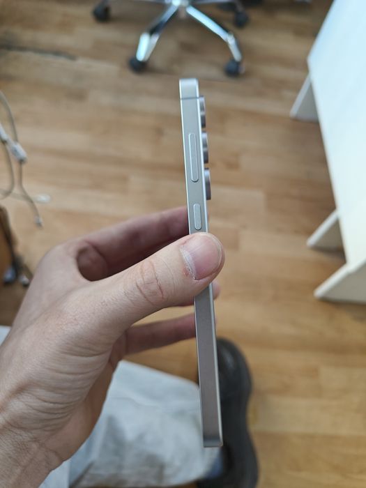 Продам Samsung s24fe 256гб