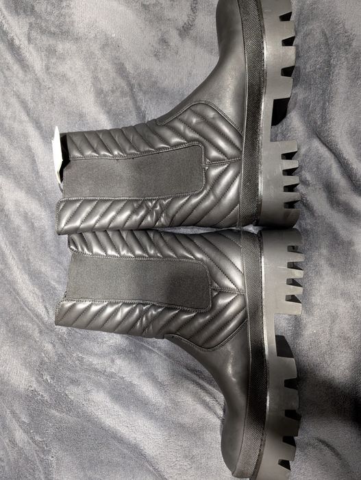 Дамски боти Bershka