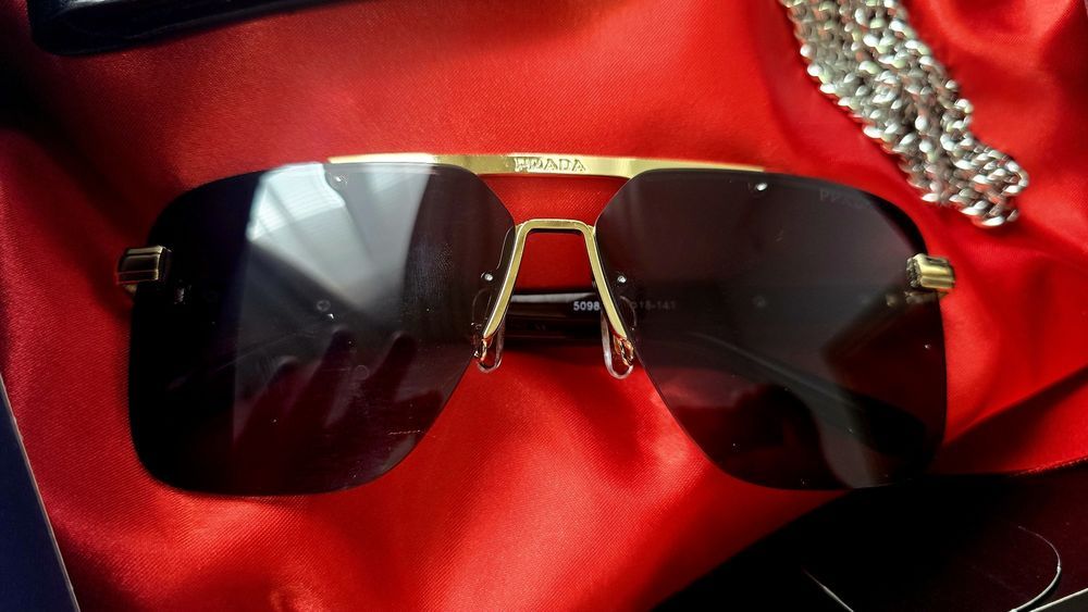 Set cadou ochelari de soare barbati. Transport Gratuit