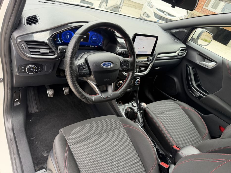 Ford Puma ST-Line X 1.0 EcoBoost Hybrid 125 CP
