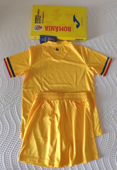 Set echipament Joma - Echipa Națională, 7-8 ani