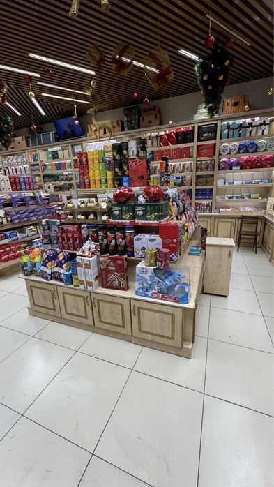 Мебель для магазин