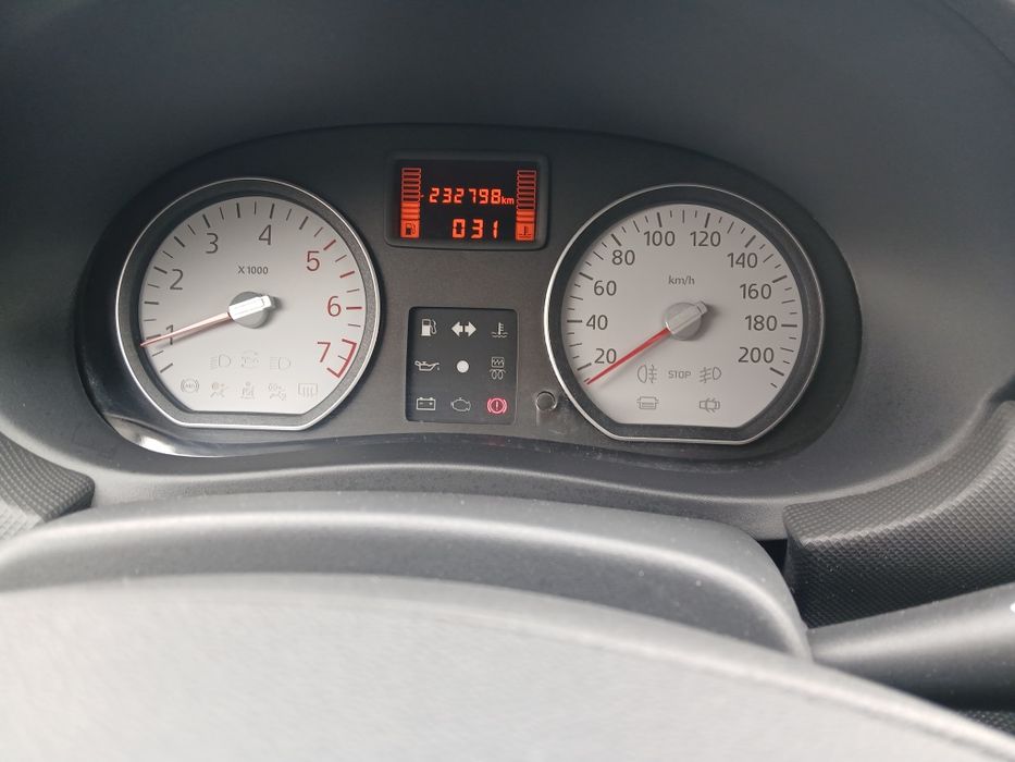 Dacia Logan Mcv 1.5 Diesel 5 locuri € 5 2012