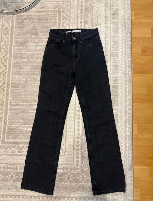 Vand blugi negri Mango drepti