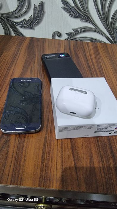 Airpods powerbank samsung s3mini telefon sotiladi