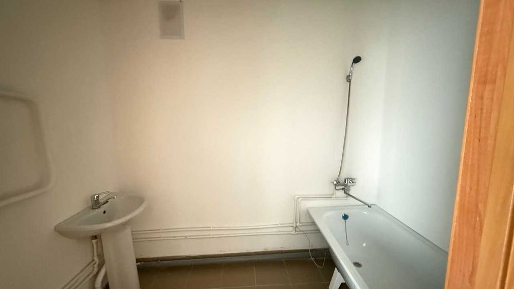 Продам 3-х ком мкр. Береке