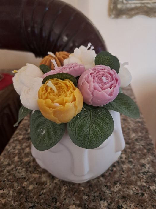 Superb aranjament din lumânări parfumate în vas ceramic art deco, Nou!