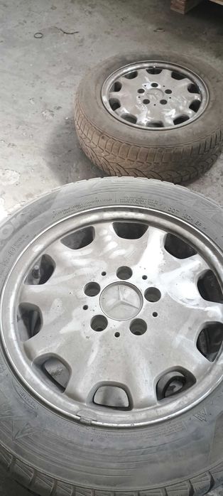 4 джанти 15" с летни гуми 205/65 за Mercedes E-Class