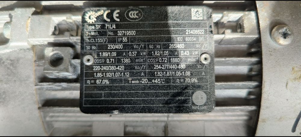 Motor electric trifazat cu reductor, 0.37kW, 28rpm, 380V