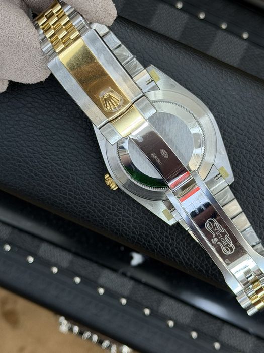 Rolex Date Just Diamond 41mm Champagne Dial