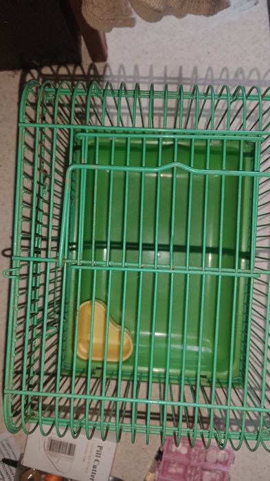 Продам клетку для хомячка