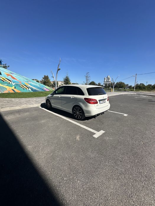 Mercedes B class B200 d
