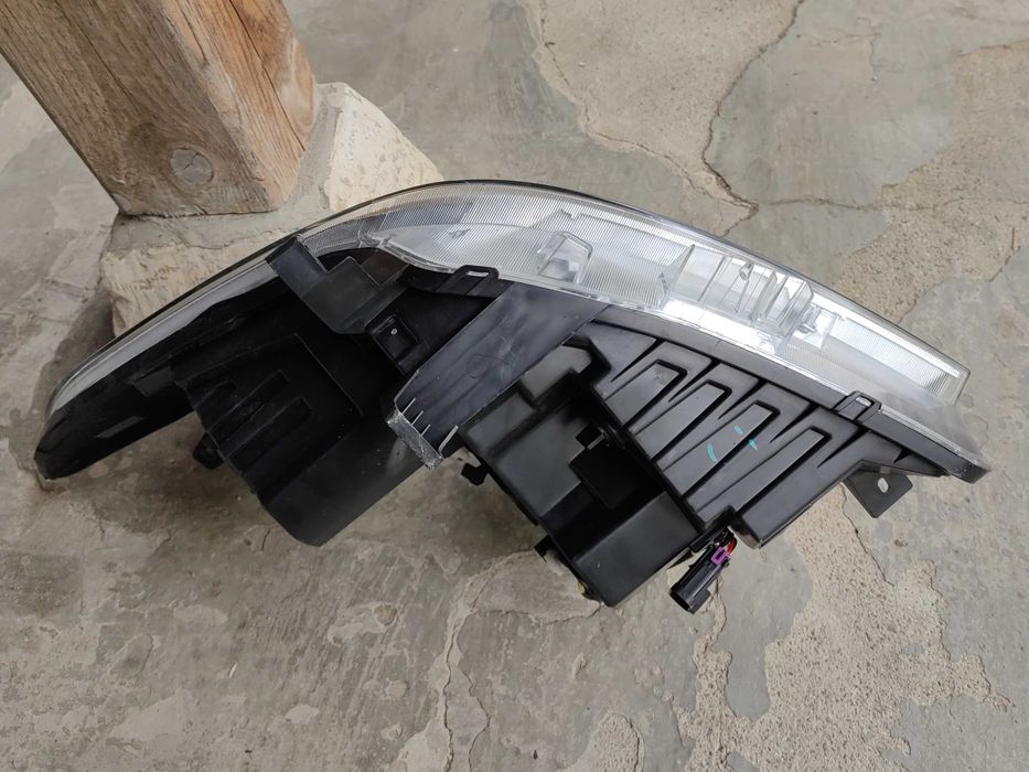 Фар LDV Maxus G10 Electric десен Оригинален