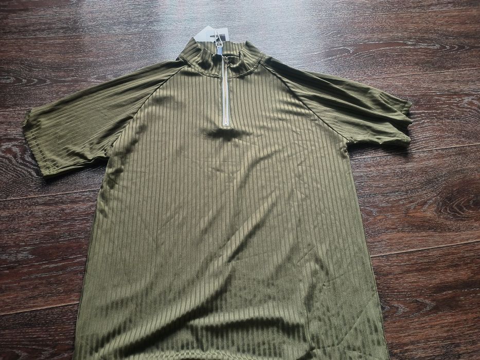 Футболка на замочке