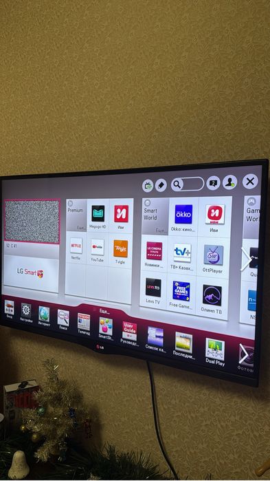 Продам телевизор LG 42д