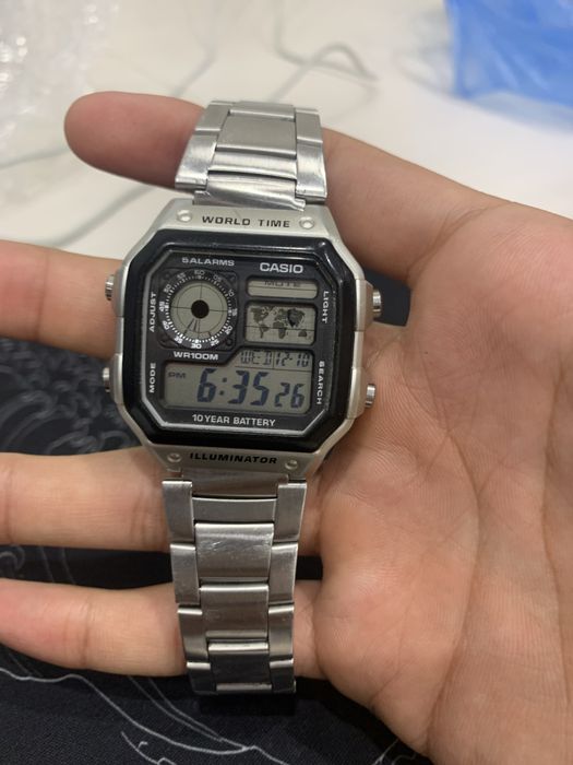 Часы Casio AE-1200WHD