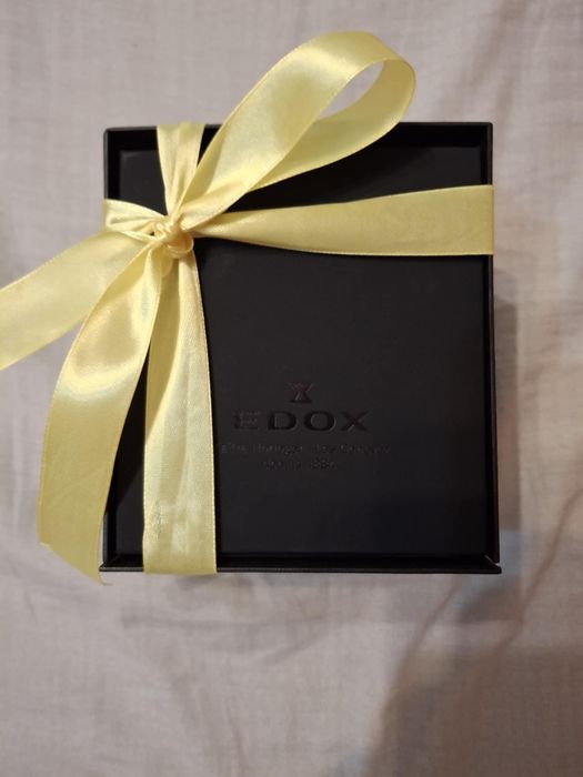 Ceas de mână EDOX La Passion 85025
Automat, 33mm, 5ATM
Preț: 2.100lei