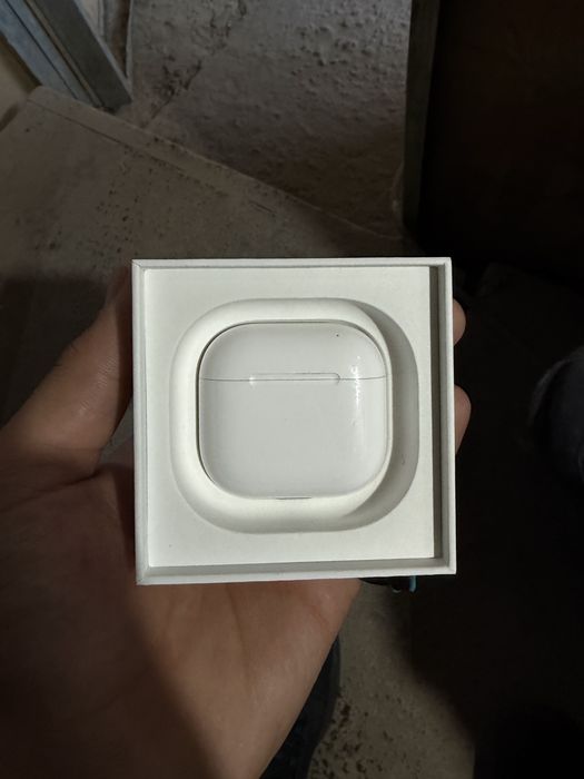 Airpods новыие ишо не ношыныйн