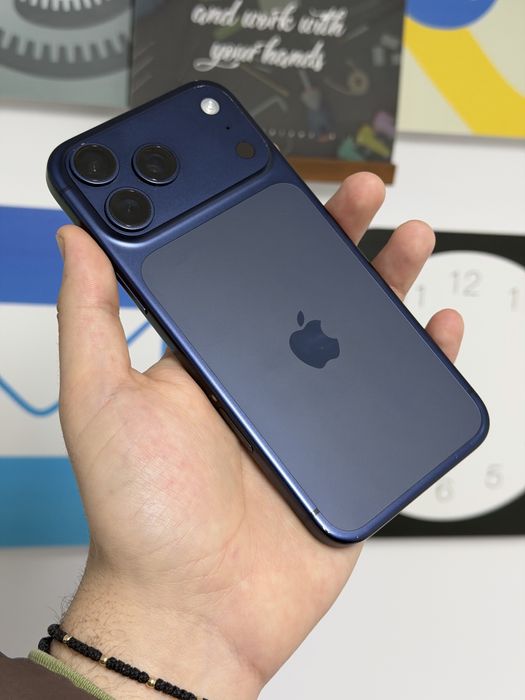 iPhone 17 Pro Max Blue / Liber de retea