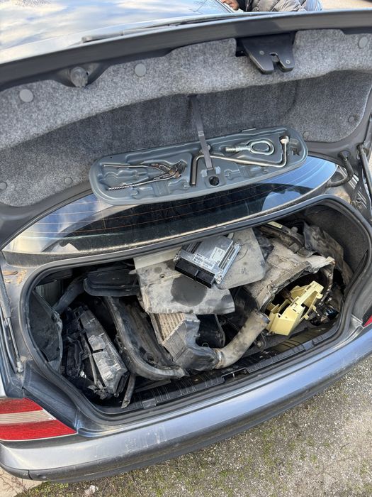 BMW 320д Е46 (ПРОДАВА СЕ ЦЯЛА за части)