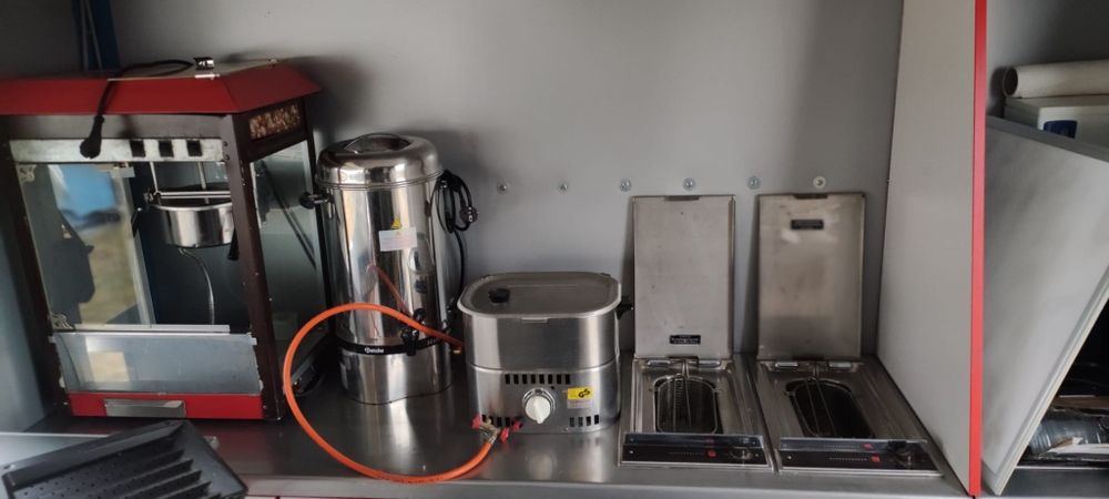 Vând, închiriez sau schimb auto fast food