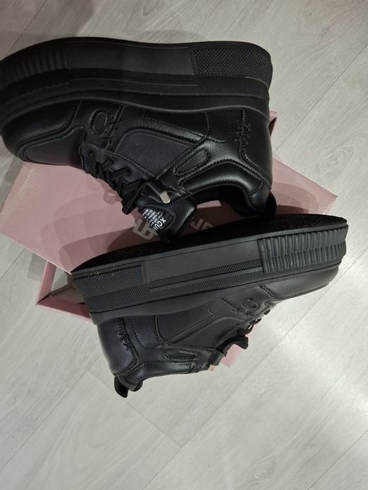 Кроссовки (ботинки) на платформе