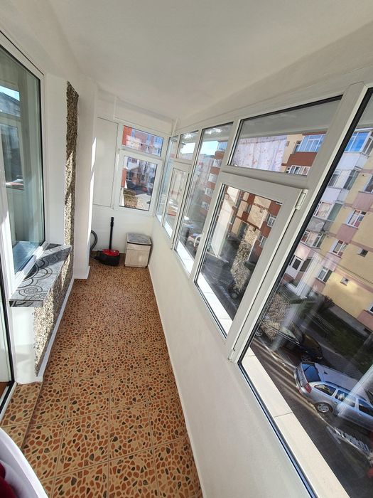 Vand apartament 2 camere Shopping City