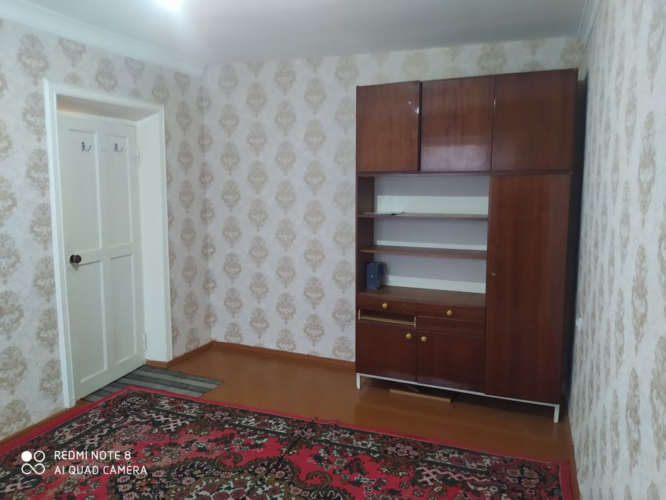 Bir xonali uy sotiladi Furqat bog'ining yonida