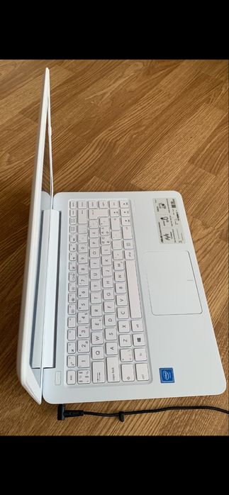 Laptop Asus Slim display 14,6 led,4gb ram,530gb m,functional cu incarc