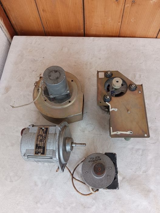 Продам двигатель.