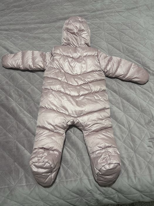 Космонавт за бебе