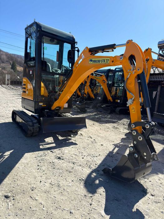 Miniexcavator MACAO STX22