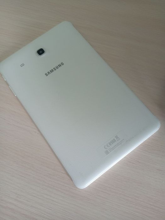 Samsung tab e 9.6