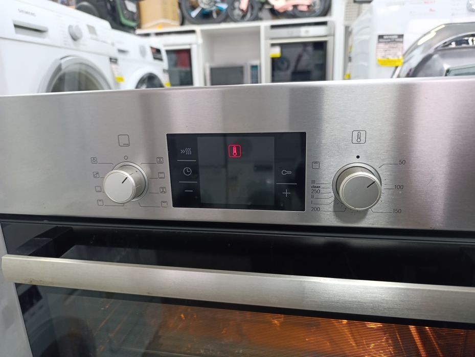 Фурна за вграждане Bosch