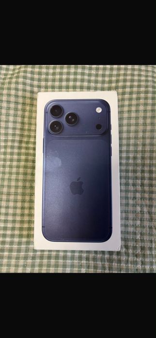 17 pro max новый