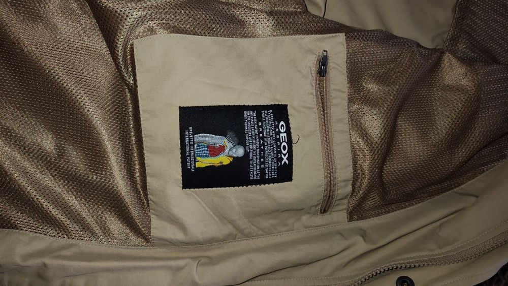 Vand geaca geox respira barbati mărimea 54