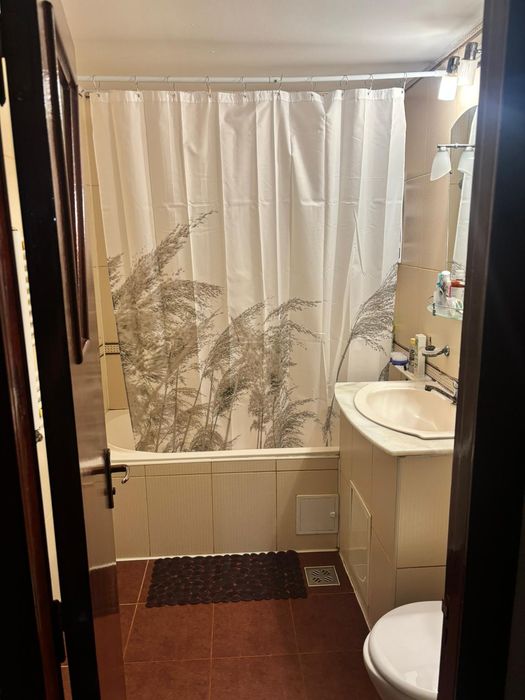 Apartament de închiriat