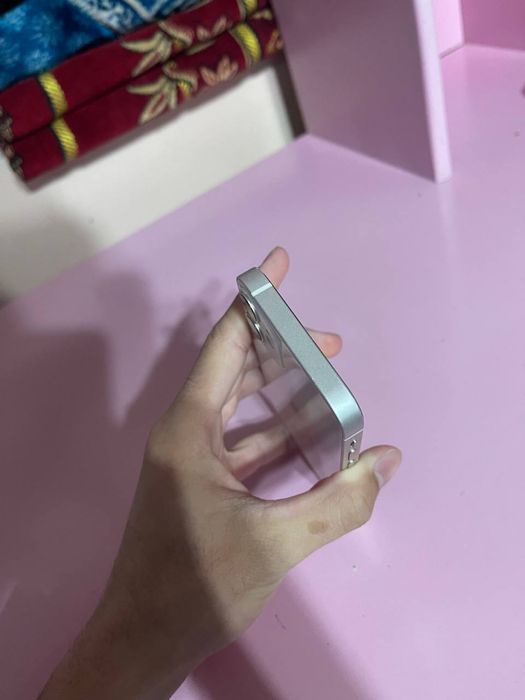 iphone 12mini sotiladi