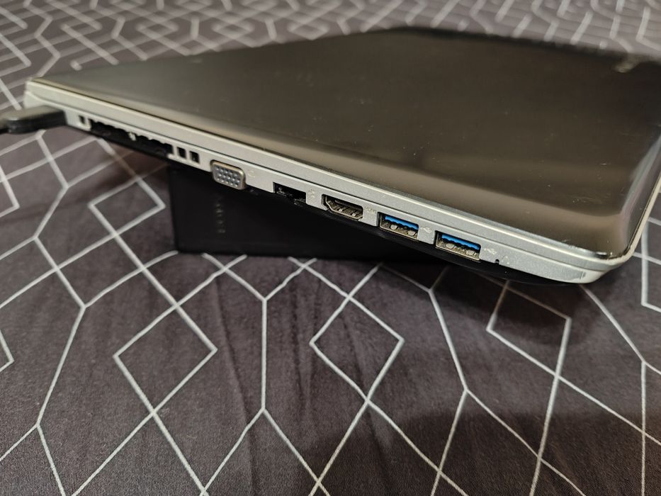 Laptop Lenovo 15.6 inch